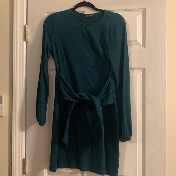 Green Long sleeve tie waist dress - Picture 5 of 7